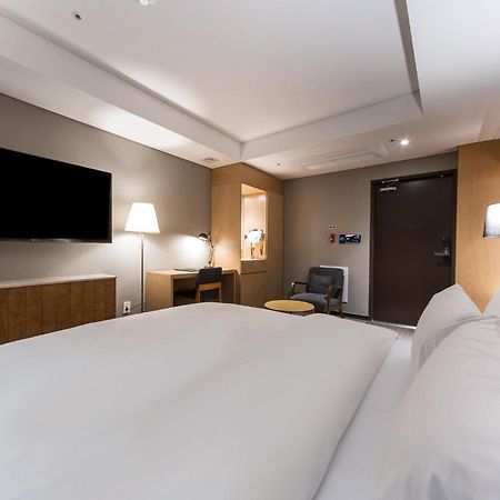 Gwangju Hound Hotel Gwangju Metropolitan City Bagian luar foto
