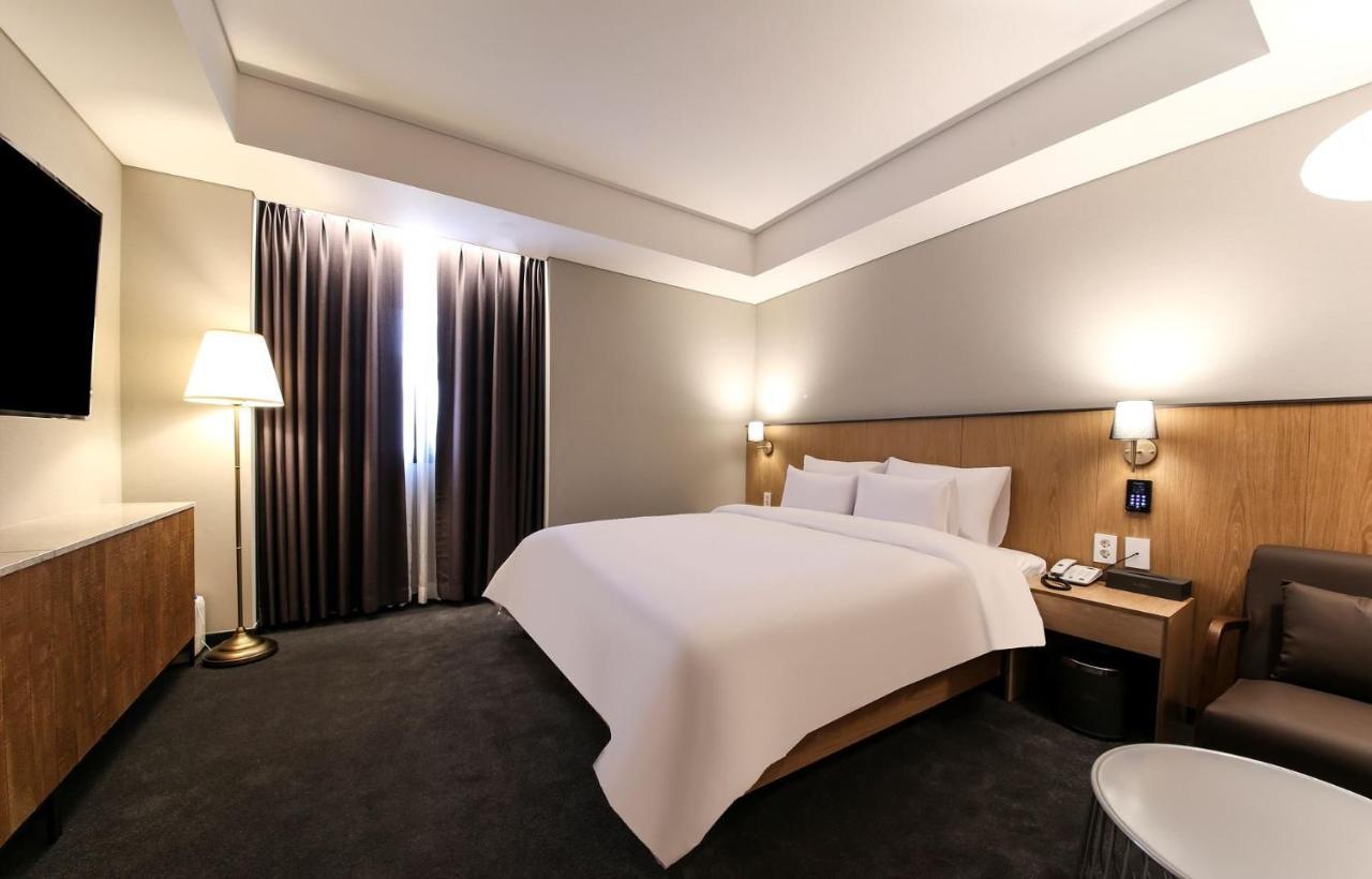 Gwangju Hound Hotel Gwangju Metropolitan City Bagian luar foto