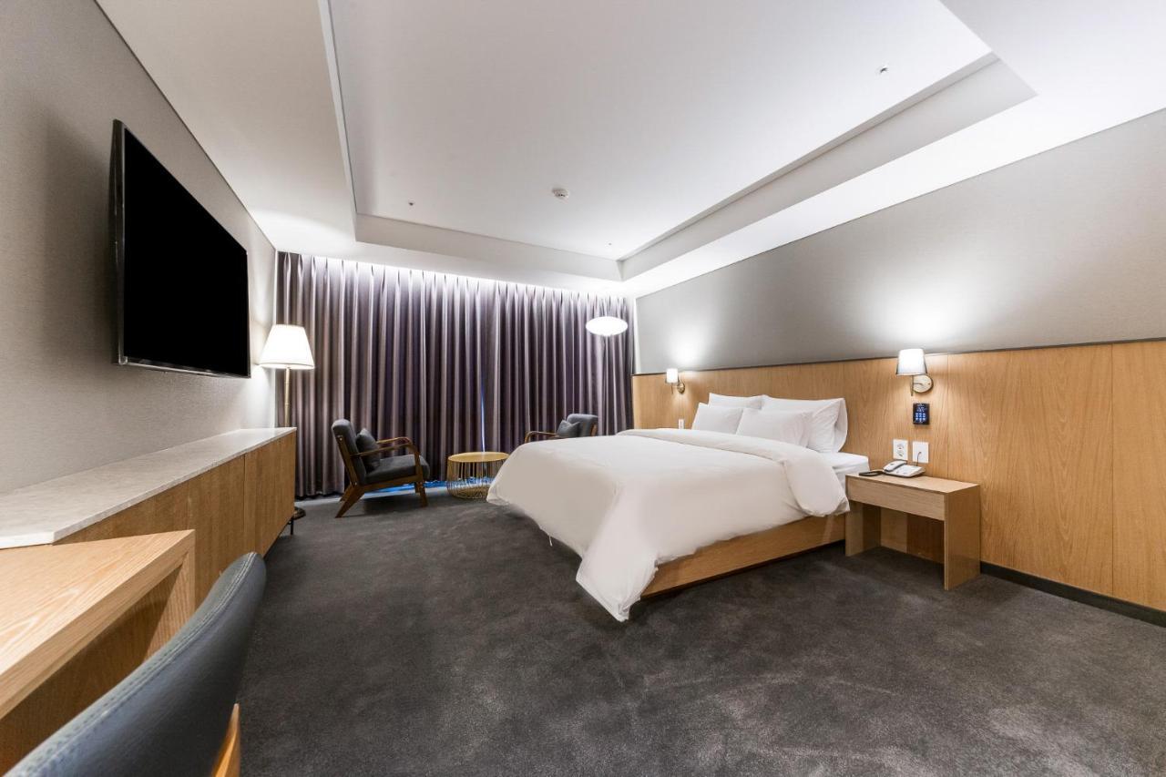 Gwangju Hound Hotel Gwangju Metropolitan City Bagian luar foto