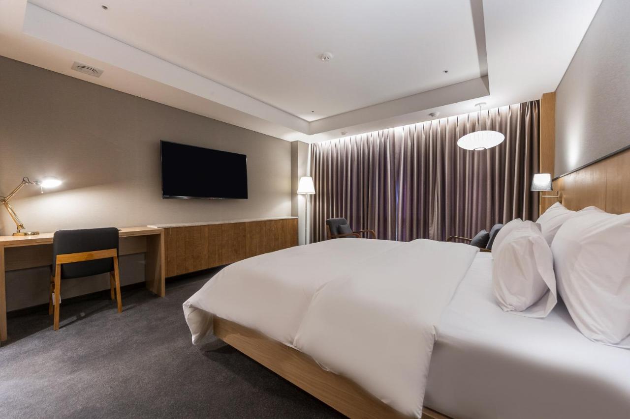 Gwangju Hound Hotel Gwangju Metropolitan City Bagian luar foto