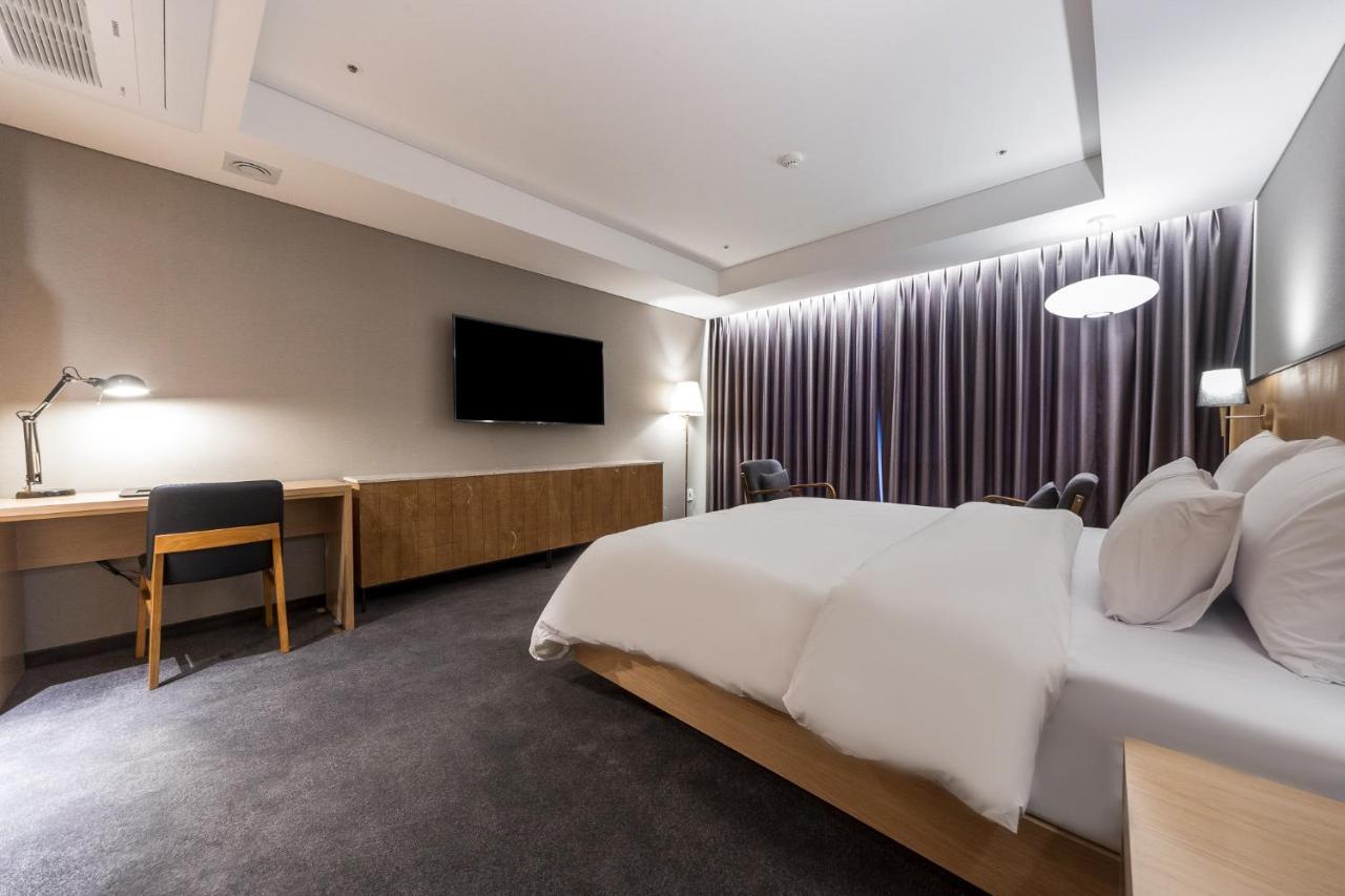 Gwangju Hound Hotel Gwangju Metropolitan City Bagian luar foto