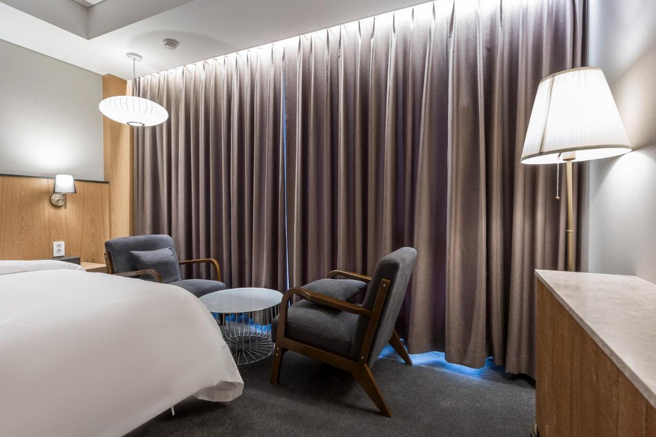 Gwangju Hound Hotel Gwangju Metropolitan City Bagian luar foto