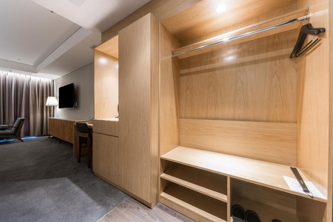 Gwangju Hound Hotel Gwangju Metropolitan City Bagian luar foto