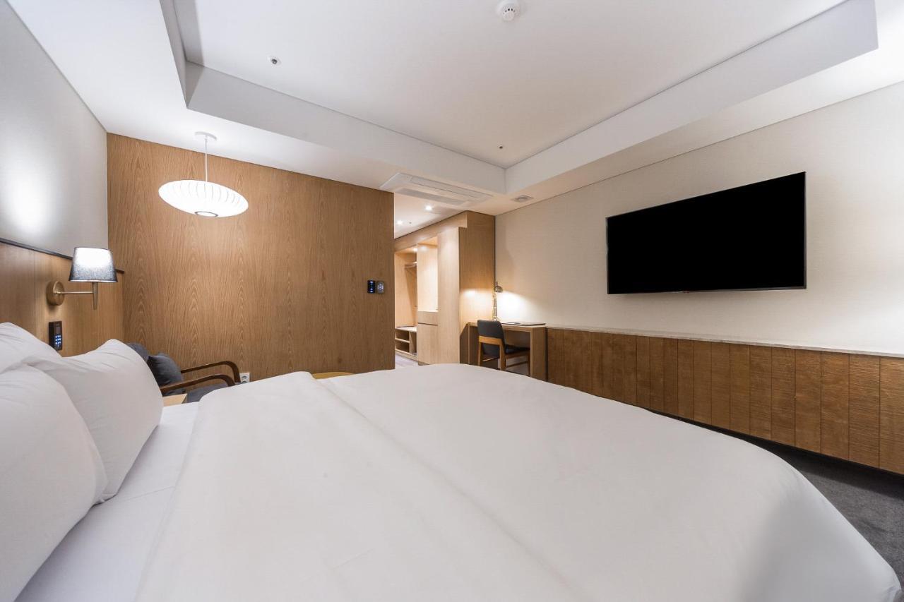 Gwangju Hound Hotel Gwangju Metropolitan City Bagian luar foto
