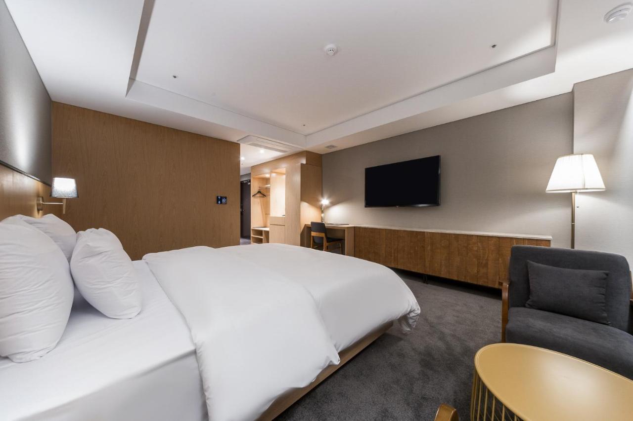 Gwangju Hound Hotel Gwangju Metropolitan City Bagian luar foto
